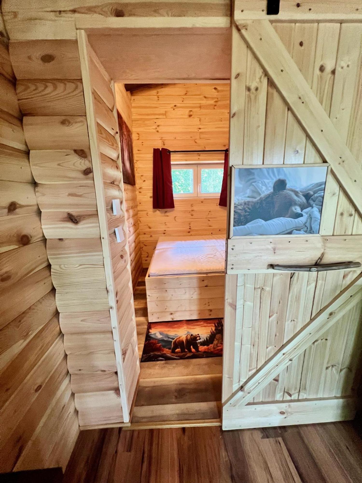 Holzhaus Baerenhoehle Am Wald Und See Neuruppin Ngoại thất bức ảnh