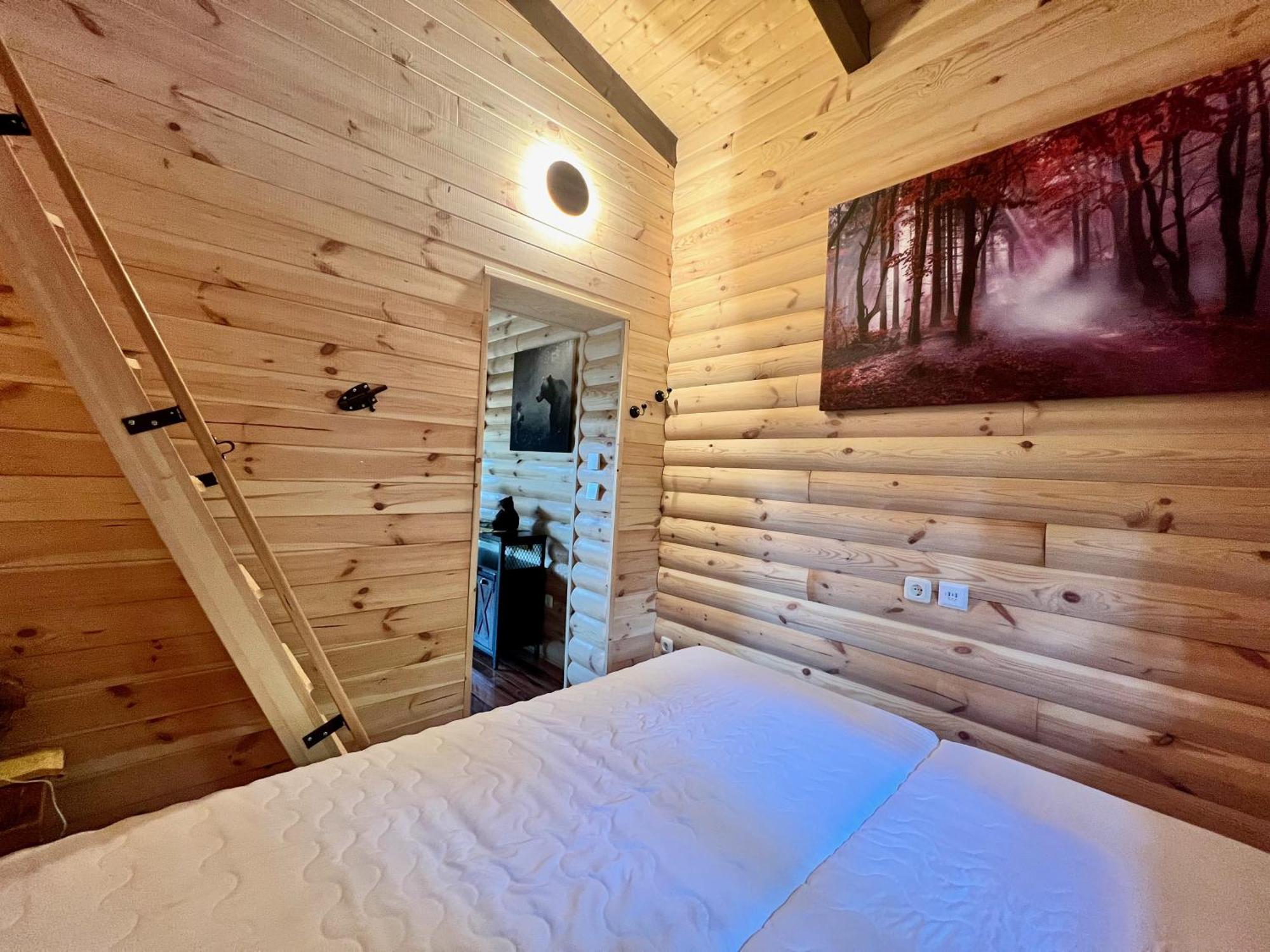 Holzhaus Baerenhoehle Am Wald Und See Neuruppin Ngoại thất bức ảnh