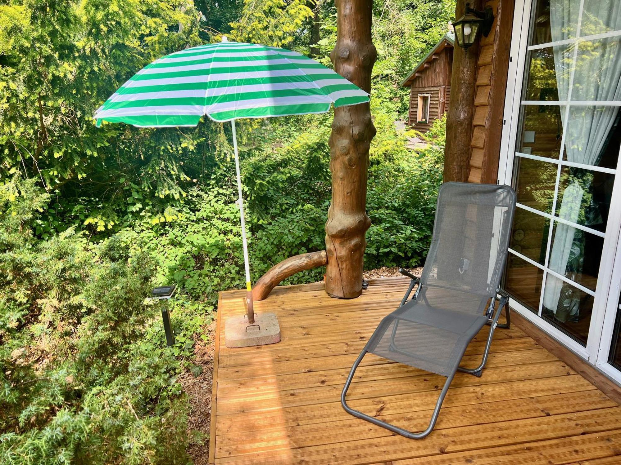 Holzhaus Baerenhoehle Am Wald Und See Neuruppin Ngoại thất bức ảnh